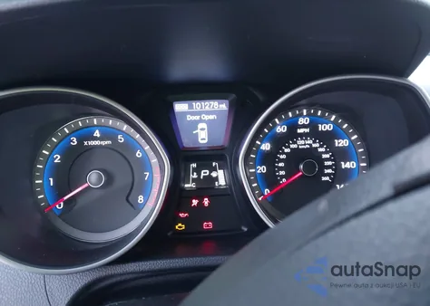 2015 Hyundai Elantra Gt z USA, uszkodzony, nr VIN KMHD35LH4FU235585